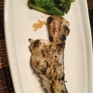ｴﾘﾝｷﾞﾎﾀﾃと鱈ﾑﾆｴﾙの小松菜添え